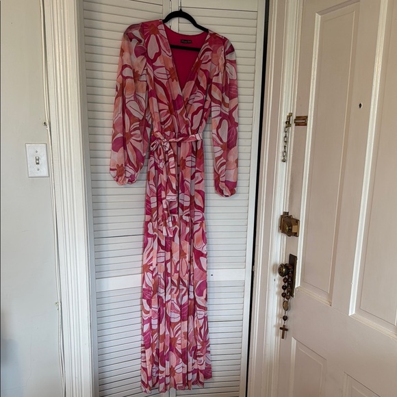 menina rara Dresses & Skirts - Pink and White Floral Wrap Gown with Bishop Sleeves
